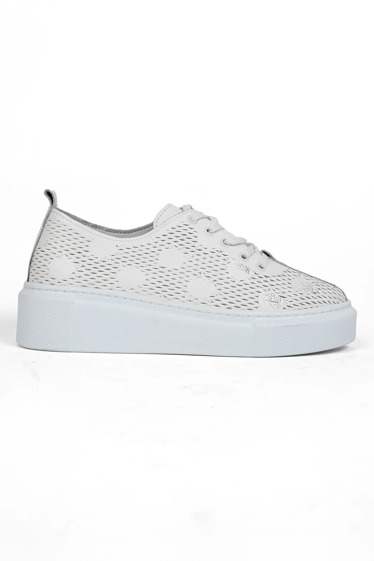 Kadın Hakiki Deri Yazlık Delikli Yüksek Tabanlı Rahat Günlük Casual Sneaker Spor Ayakkabı Beyaz